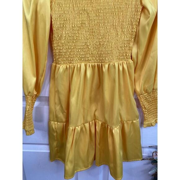 Good Luck Girl Yellow Long Sleeves Smocked Bodice Tiered Skirt Dress Girls Sz M - Picture 8 of 11